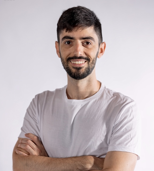  Tomer Borreda